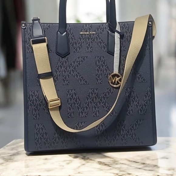 Michael Kors Maple Large Logo Tote - Admiral Blue MSRP $398*FAST SHIPPING*